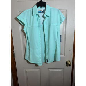 Magellan Outdoors Women's Semi-Fitted Fishing Shirt - Medium